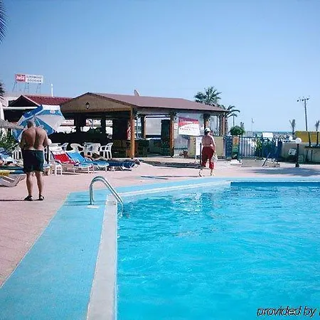 Alexia Apartmanhotel Ajía Nápa